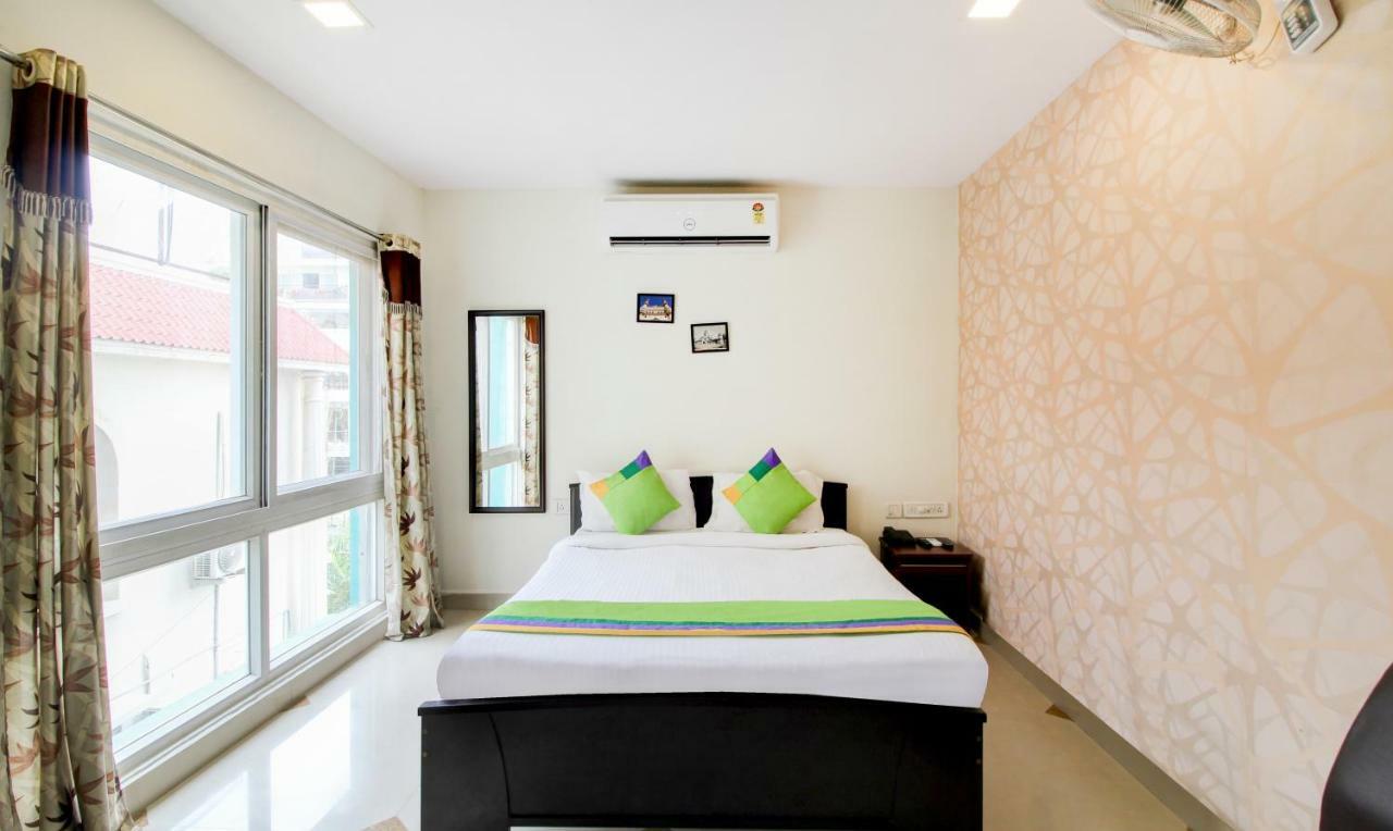 Hotel Treebo Srico, Banjara Hills à Haïdarabad Extérieur photo